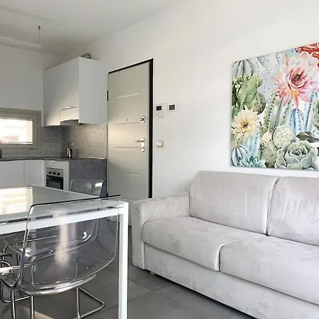Borgo Paradasio Holidays Apartamento *