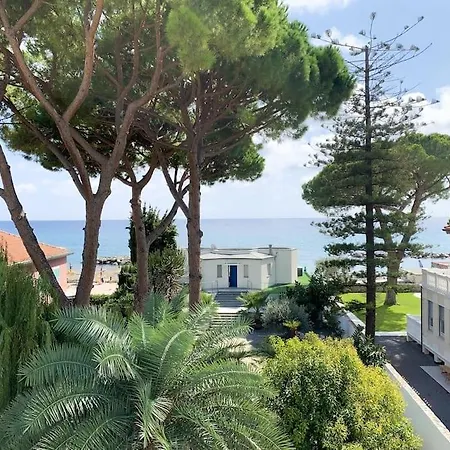 Apartamento Borgo Paradasio Holidays Diano Marina